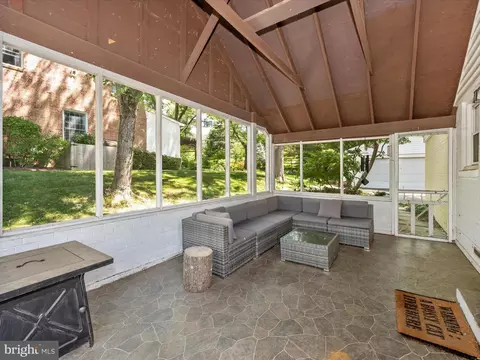 13312 Locksley Ln, Silver Spring, MD 20904 photo 6