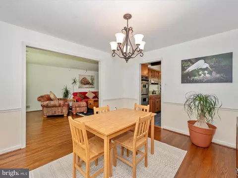 13312 Locksley Ln, Silver Spring, MD 20904 photo 3