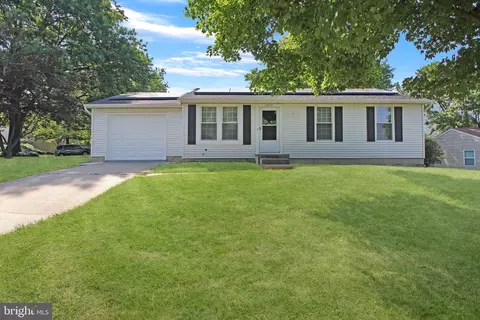 19515 Kildonan Dr, Gaithersburg, MD 20879