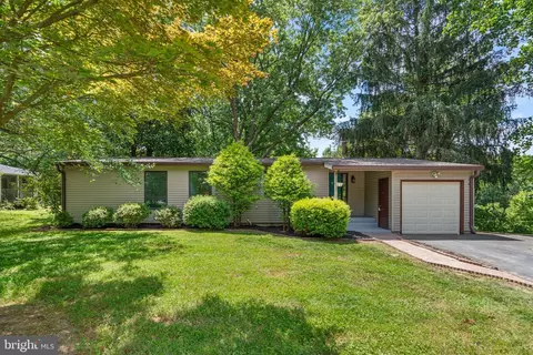 11524 Cherry Grove Dr, North Potomac, MD 20878
