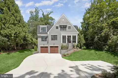 5505 Wilson Ln, Bethesda, MD 20814