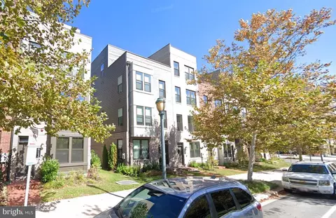 911 King Farm Blvd, Rockville, MD 20850