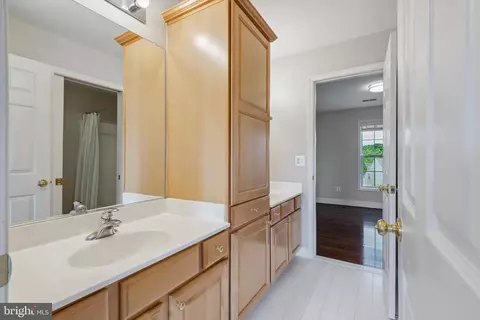 Entry Way - 18303 Thundercloud Rd, Boyds, MD 20841 photo 14 of 19