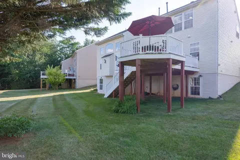 Exterior - 18303 Thundercloud Rd, Boyds, MD 20841 photo 8 of 11