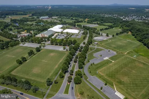 View/Area - 18303 Thundercloud Rd, Boyds, MD 20841 photo 4 of 5