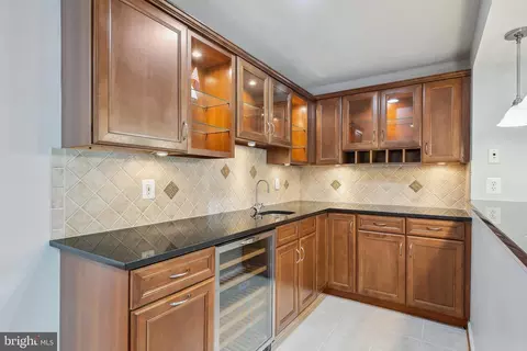 Kitchen - 18303 Thundercloud Rd, Boyds, MD 20841 photo 6 of 7