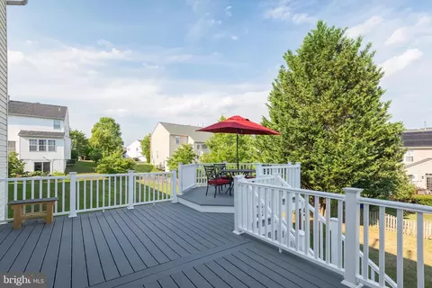 Exterior - 18303 Thundercloud Rd, Boyds, MD 20841 photo 5 of 11