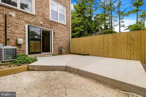 Exterior - 9049 Ottawa Pl, Silver Spring, MD 20910 photo 9 of 12