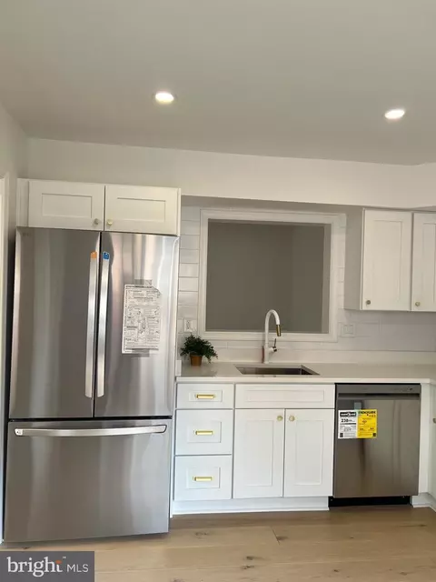 Kitchen - 9049 Ottawa Pl, Silver Spring, MD 20910 photo 5 of 5