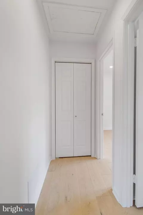 Entry Way - 9049 Ottawa Pl, Silver Spring, MD 20910 photo 12 of 20