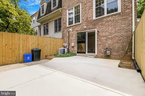 Exterior - 9049 Ottawa Pl, Silver Spring, MD 20910 photo 10 of 12