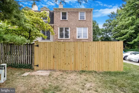 Exterior - 9049 Ottawa Pl, Silver Spring, MD 20910 photo 6 of 12