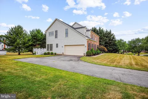918 Brick Manor Cir, Silver Spring, MD 20905 photo 4