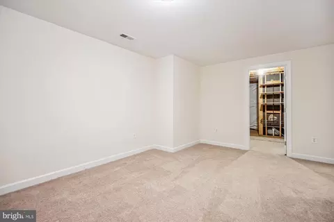 918 Brick Manor Cir, Silver Spring, MD 20905 photo 54