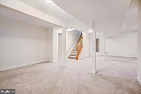 918 Brick Manor Cir, Silver Spring, MD 20905 photo 48