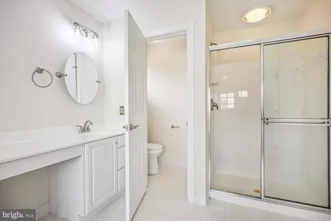 918 Brick Manor Cir, Silver Spring, MD 20905 photo 38