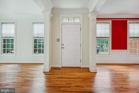 918 Brick Manor Cir, Silver Spring, MD 20905 photo 6