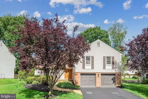 20005 Doolittle St, Montgomery Village, MD 20886