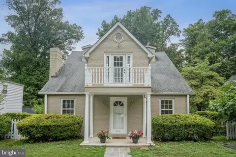 9608 Page Ave, Bethesda, MD 20814