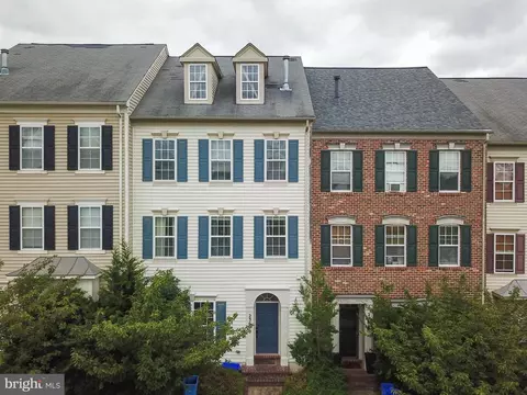23610 Bennett Chase Dr, Clarksburg, MD 20871