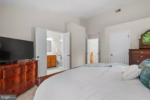 18622 Shadowridge Ter, Olney, MD 20832 photo 22