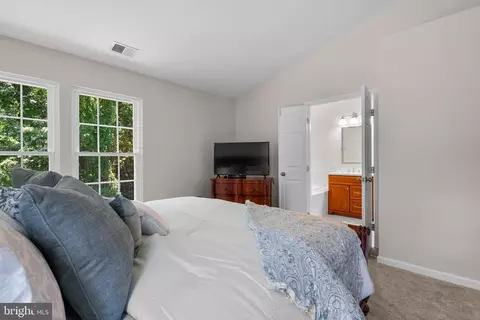 18622 Shadowridge Ter, Olney, MD 20832 photo 21
