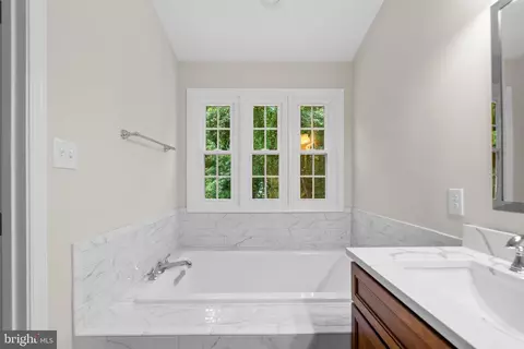 18622 Shadowridge Ter, Olney, MD 20832 photo 26