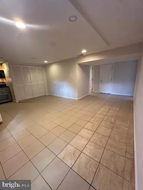 12102 Edgemont St, Silver Spring, MD 20902 photo 35