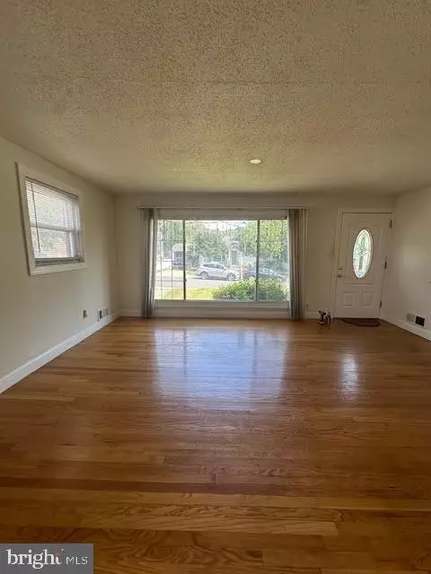 12102 Edgemont St, Silver Spring, MD 20902 photo 16
