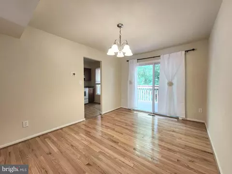 20235 Maple Leaf, Gaithersburg, MD 20886 photo 11