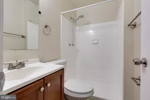 20235 Maple Leaf, Gaithersburg, MD 20886 photo 19