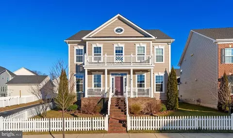 22841 Glacier Lily Dr, Clarksburg, MD 20871
