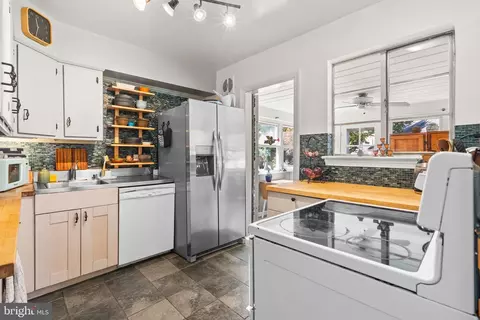 131 Fleetwood Ter, Silver Spring, MD 20910 photo 13