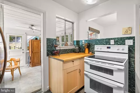 131 Fleetwood Ter, Silver Spring, MD 20910 photo 12