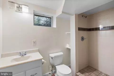 131 Fleetwood Ter, Silver Spring, MD 20910 photo 31