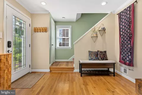 Entry Way - 2714 Harmon Rd, Silver Spring, MD 20902 photo 1 of 4