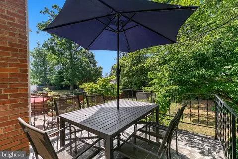 Exterior - 2714 Harmon Rd, Silver Spring, MD 20902 photo 14 of 16