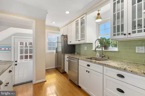 Kitchen - 2714 Harmon Rd, Silver Spring, MD 20902 photo 2 of 6