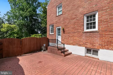 Exterior - 2714 Harmon Rd, Silver Spring, MD 20902 photo 6 of 16