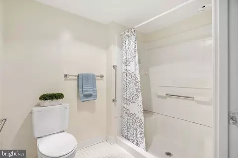 14809 Pennfield Cir #209, Silver Spring, MD 20906 photo 23