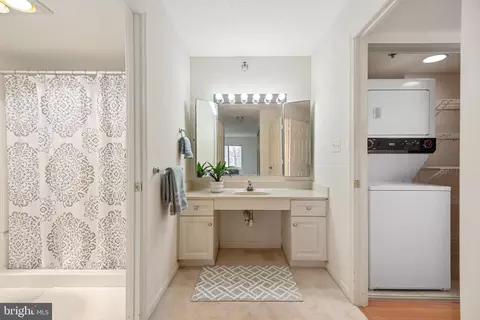 14809 Pennfield Cir #209, Silver Spring, MD 20906 photo 36