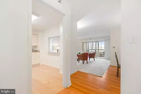 14809 Pennfield Cir #209, Silver Spring, MD 20906 photo 28