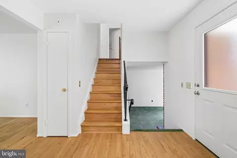 13905 Pond View Rd, Silver Spring, MD 20905 photo 5