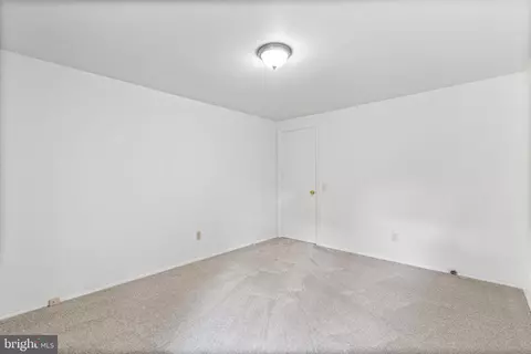 13905 Pond View Rd, Silver Spring, MD 20905 photo 29