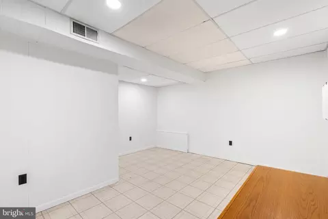 13905 Pond View Rd, Silver Spring, MD 20905 photo 36