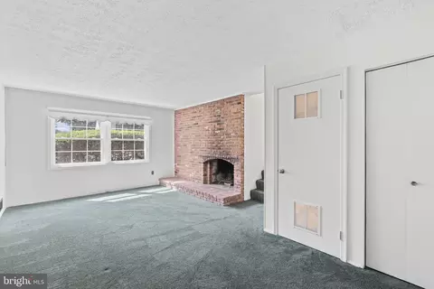 13905 Pond View Rd, Silver Spring, MD 20905 photo 32