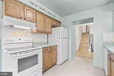 13905 Pond View Rd, Silver Spring, MD 20905 photo 8