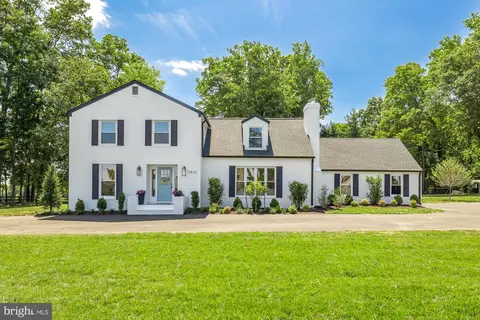 9830 Watkins Rd, Gaithersburg, MD 20882