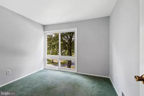 Bedroom - 5 Autumn Ct, Silver Spring, MD 20904 photo 5 of 6