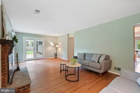 Living - 5 Autumn Ct, Silver Spring, MD 20904 photo 4 of 6